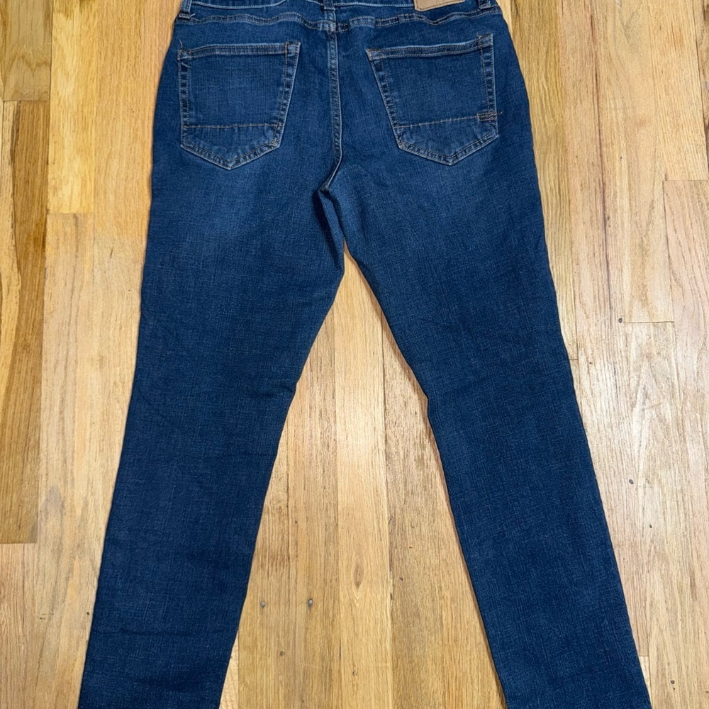 Classic Blue Women's Jeans - Picture 6 of 7